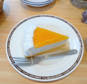 コメダ珈琲のご褒美レアチーズ（ケーキ）の画像